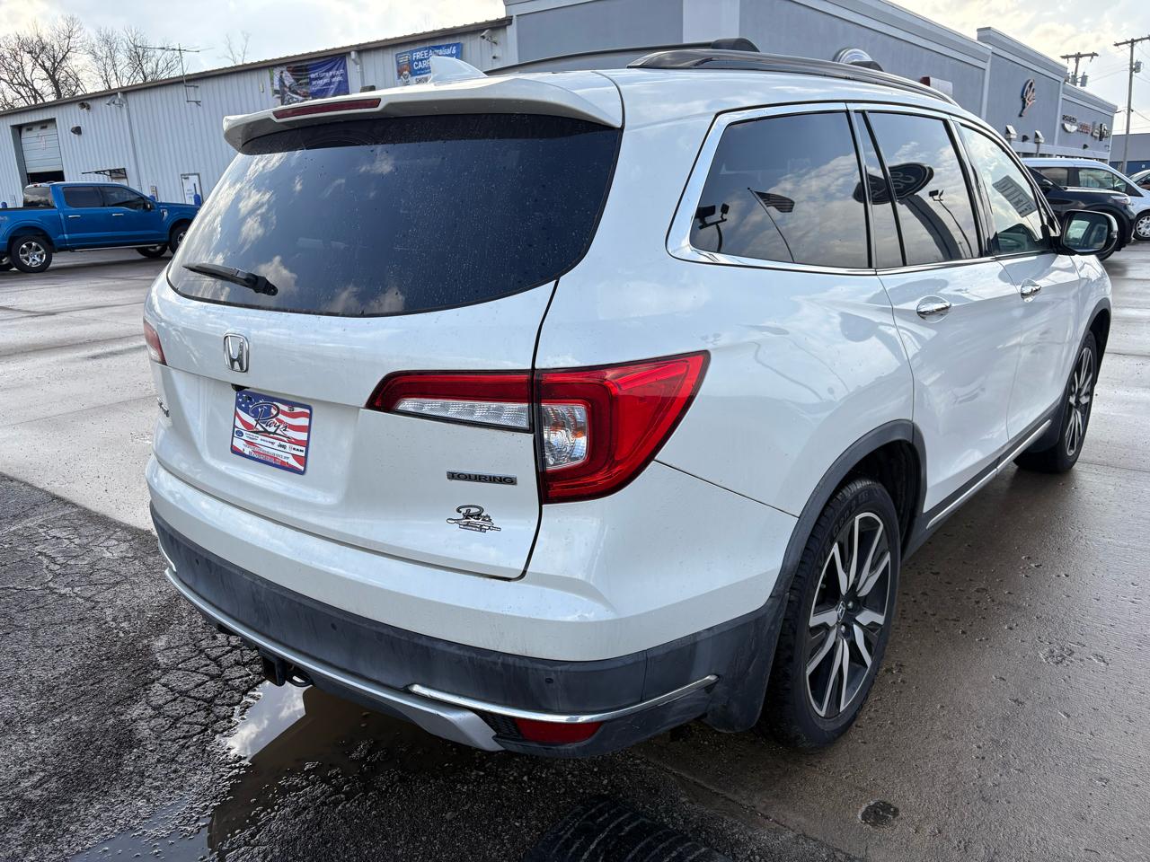 Honda Pilot Touring 7-Passenger 2WD 2019