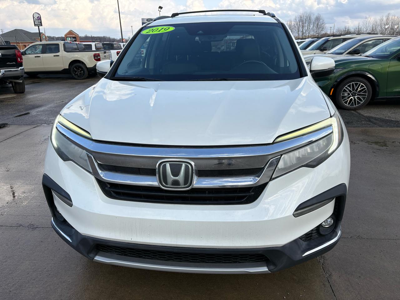 Honda Pilot Touring 7-Passenger 2WD 2019
