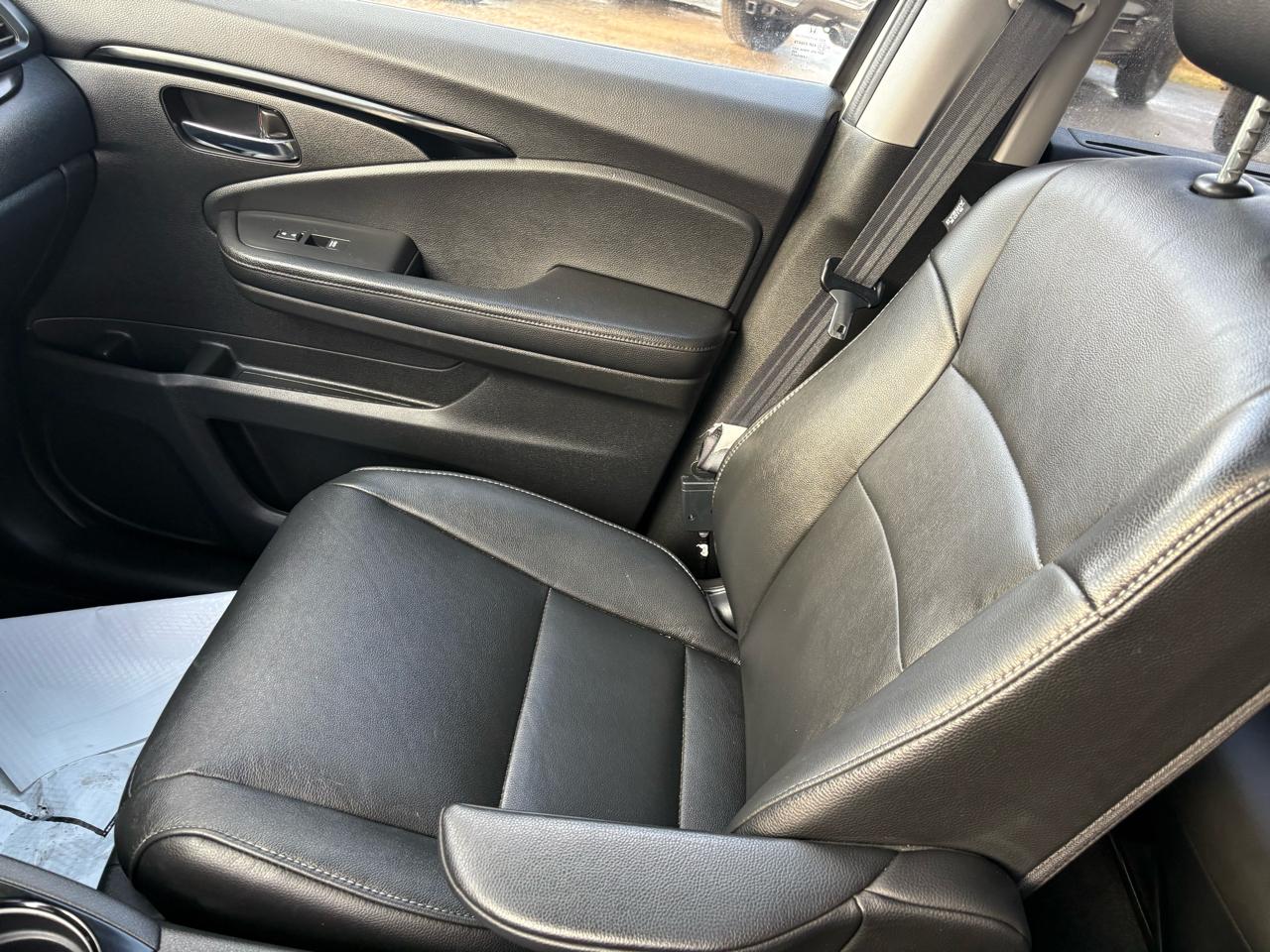 Honda Pilot Touring 7-Passenger 2WD 2019