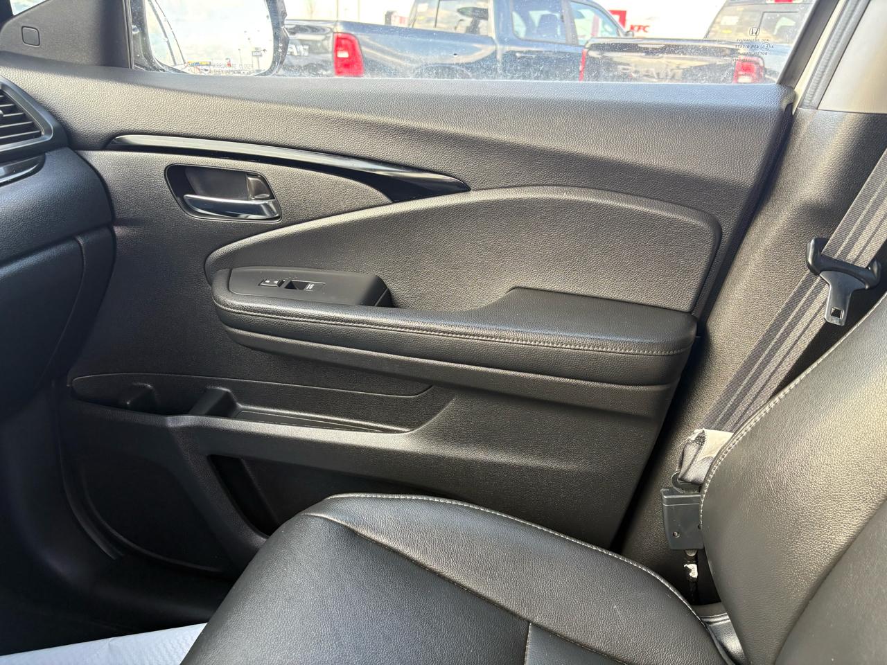 Honda Pilot Touring 7-Passenger 2WD 2019