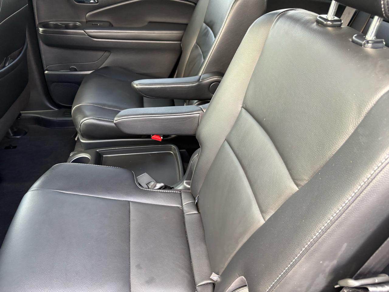 Honda Pilot Touring 7-Passenger 2WD 2019