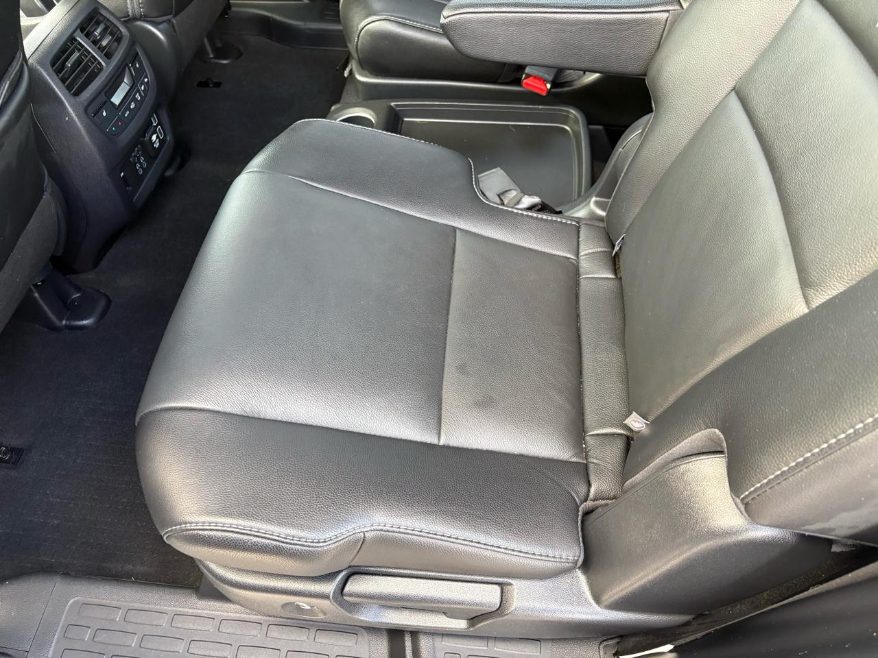 Honda Pilot Touring 7-Passenger 2WD 2019