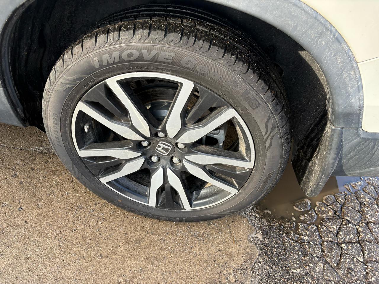 Honda Pilot Touring 7-Passenger 2WD 2019