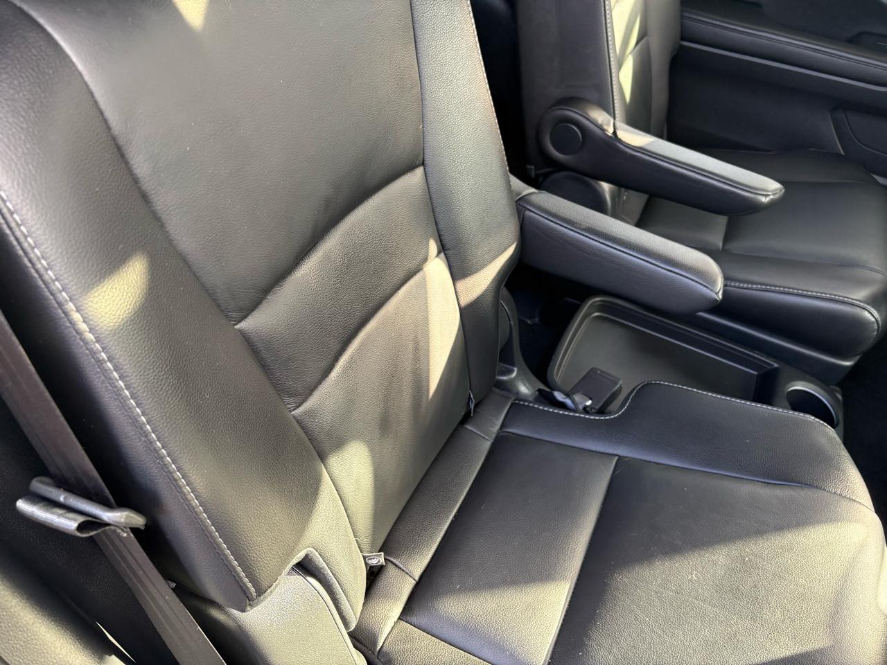 Honda Pilot Touring 7-Passenger 2WD 2019