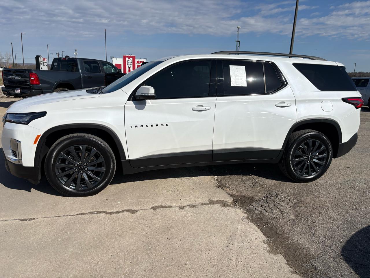 Chevrolet Traverse AWD 4dr RS 2023