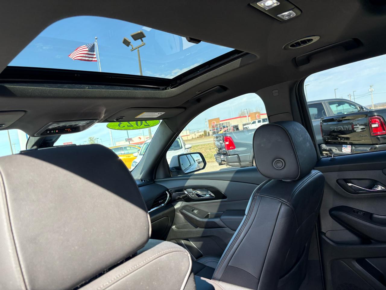 Chevrolet Traverse AWD 4dr RS 2023