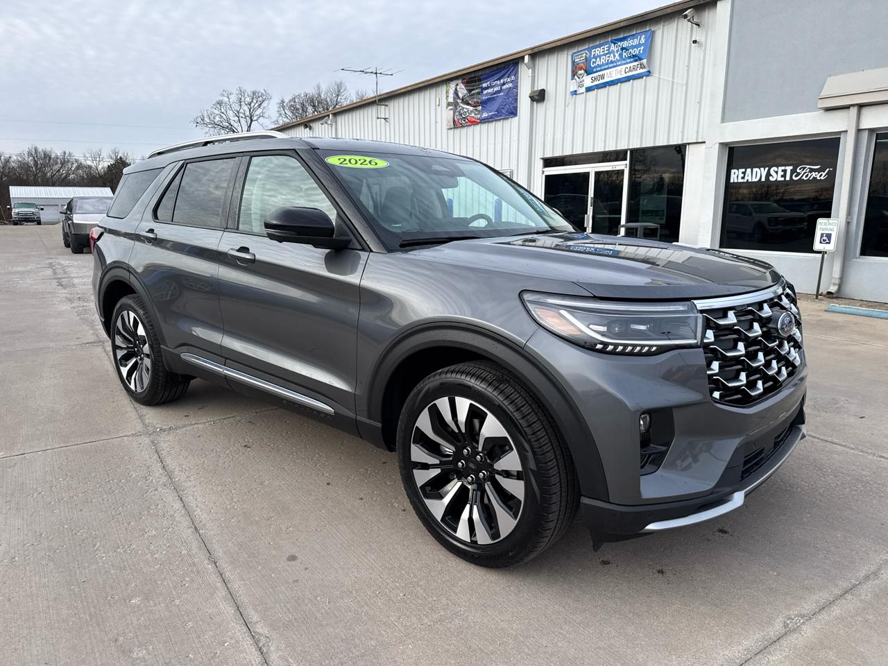 Ford Explorer Platinum 4WD 2026