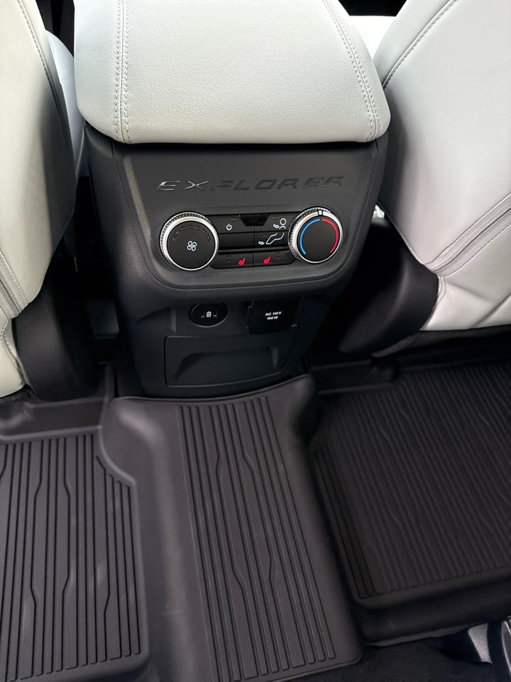 Ford Explorer Platinum 4WD 2026