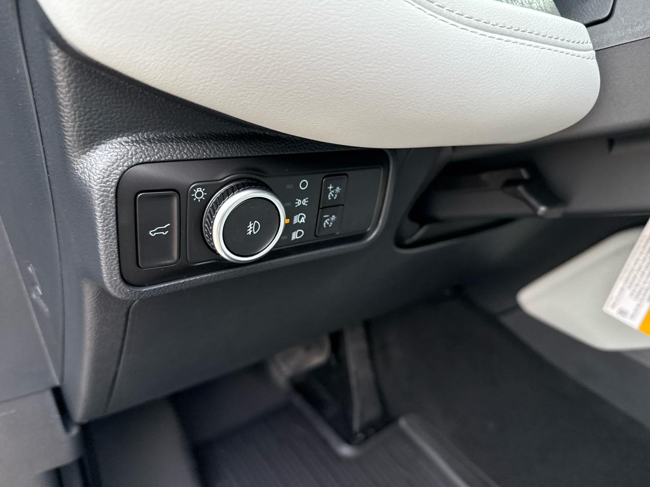 Ford Explorer Platinum 4WD 2026