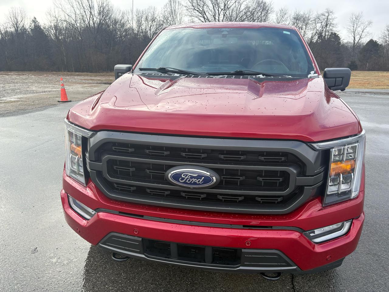 Ford F-150 SuperCrew 150" XLT 4WD 2021
