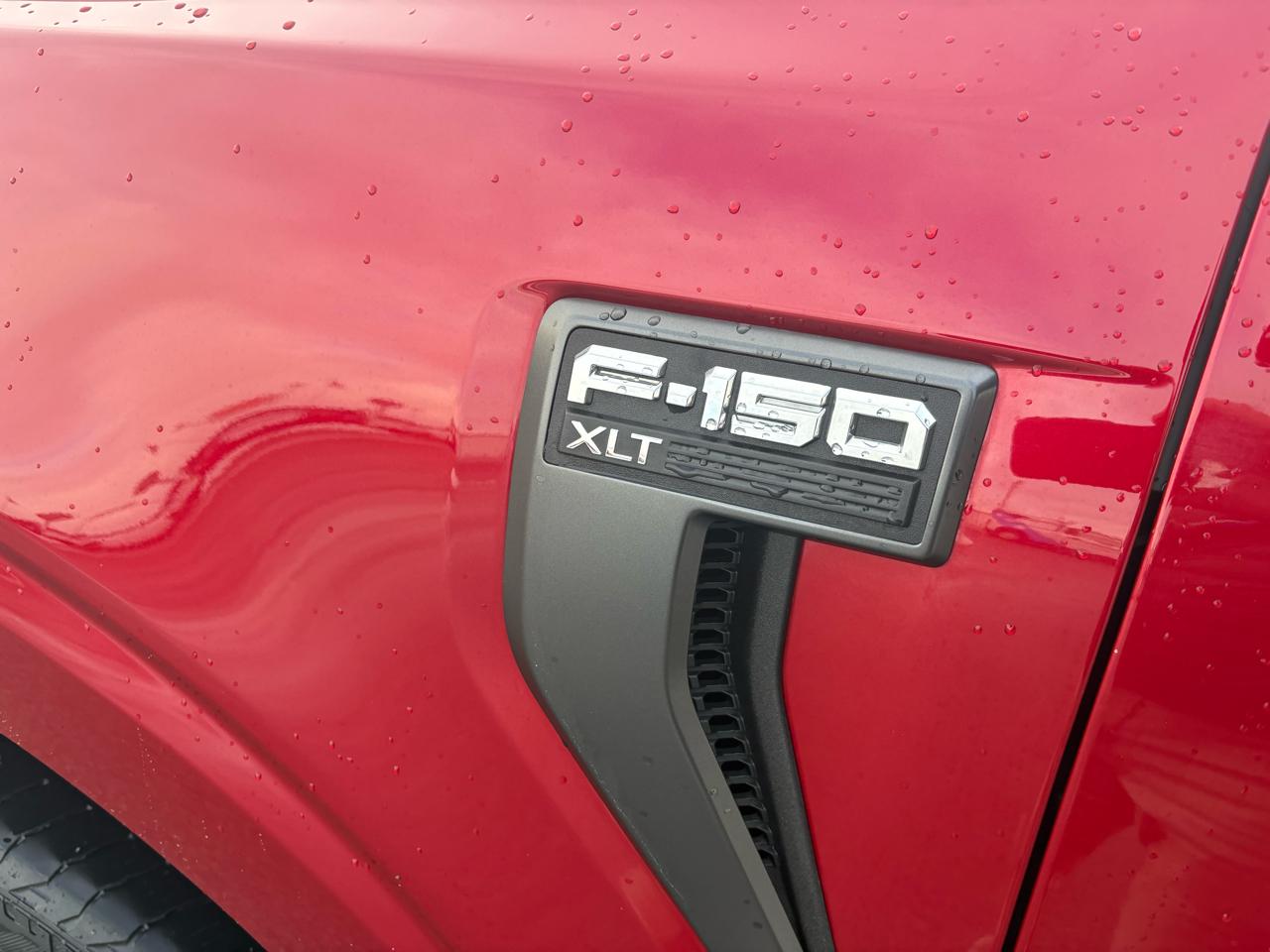 Ford F-150 SuperCrew 150" XLT 4WD 2021