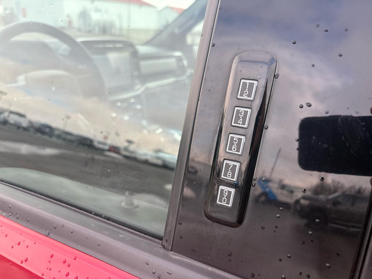 Ford F-150 SuperCrew 150" XLT 4WD 2021