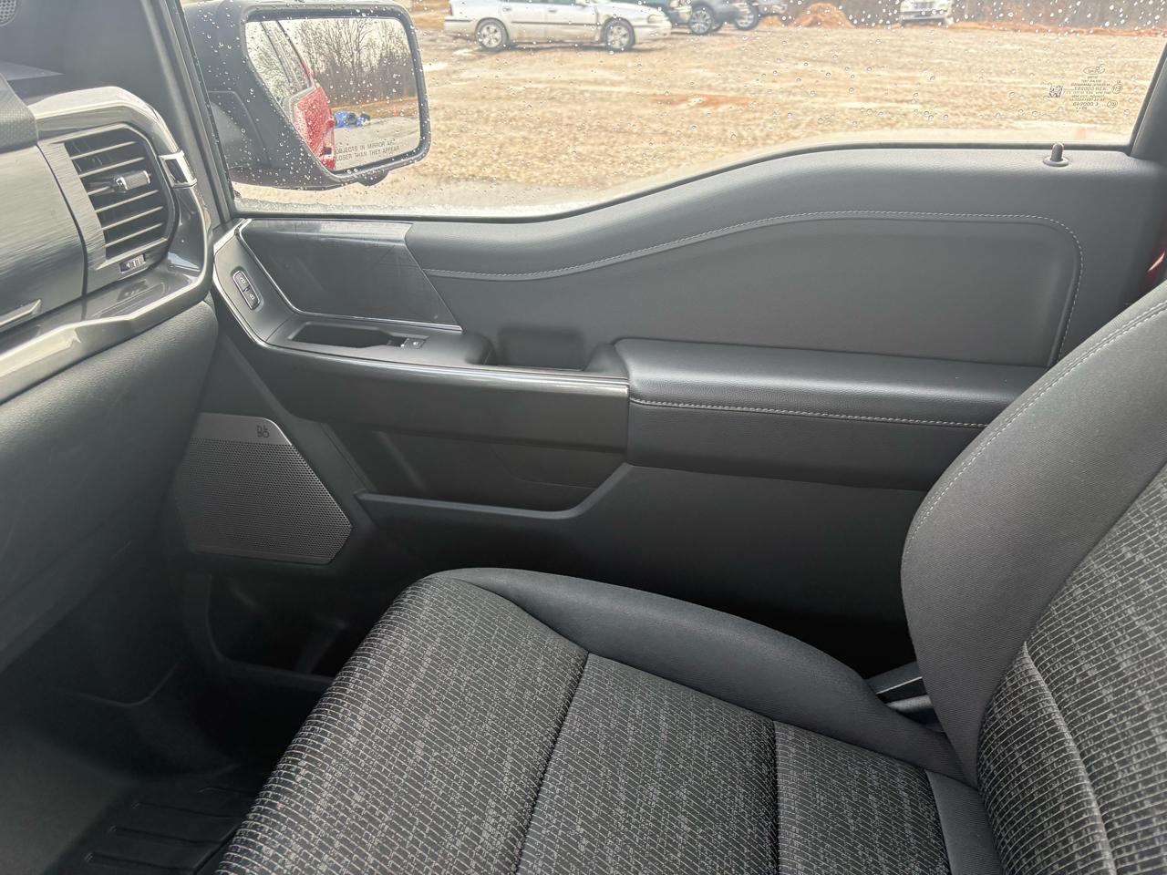 Ford F-150 SuperCrew 150" XLT 4WD 2021