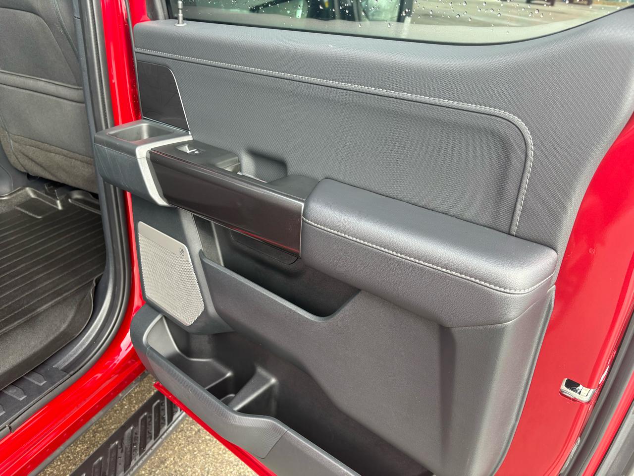 Ford F-150 SuperCrew 150" XLT 4WD 2021