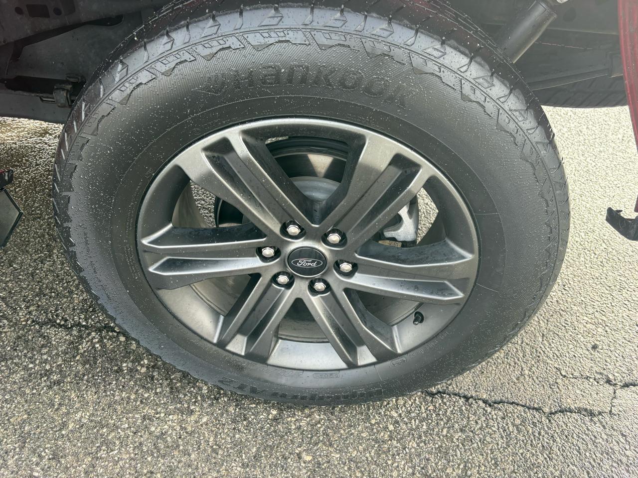 Ford F-150 SuperCrew 150" XLT 4WD 2021