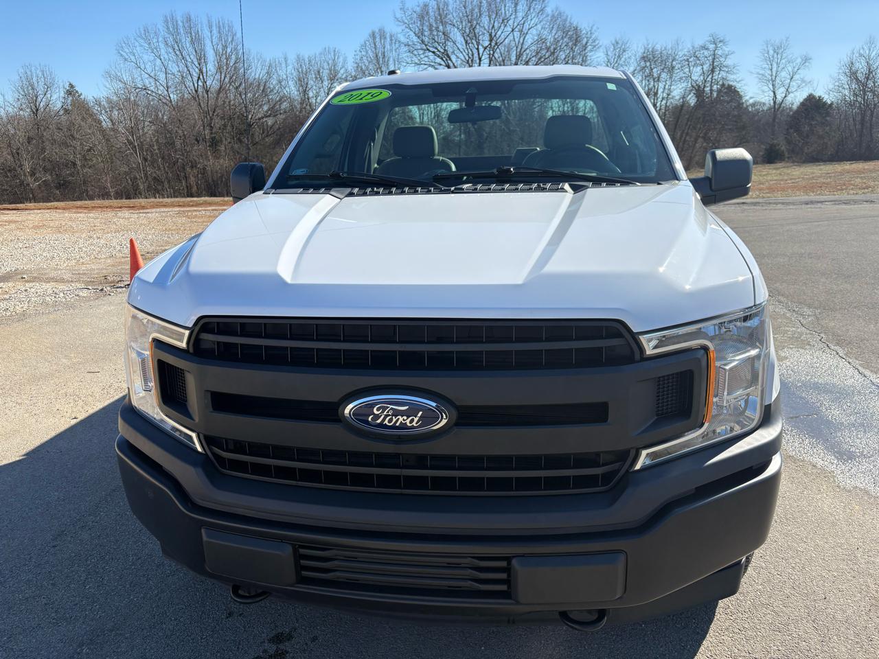 Ford F-150 4WD Reg Cab 126" XL 2019