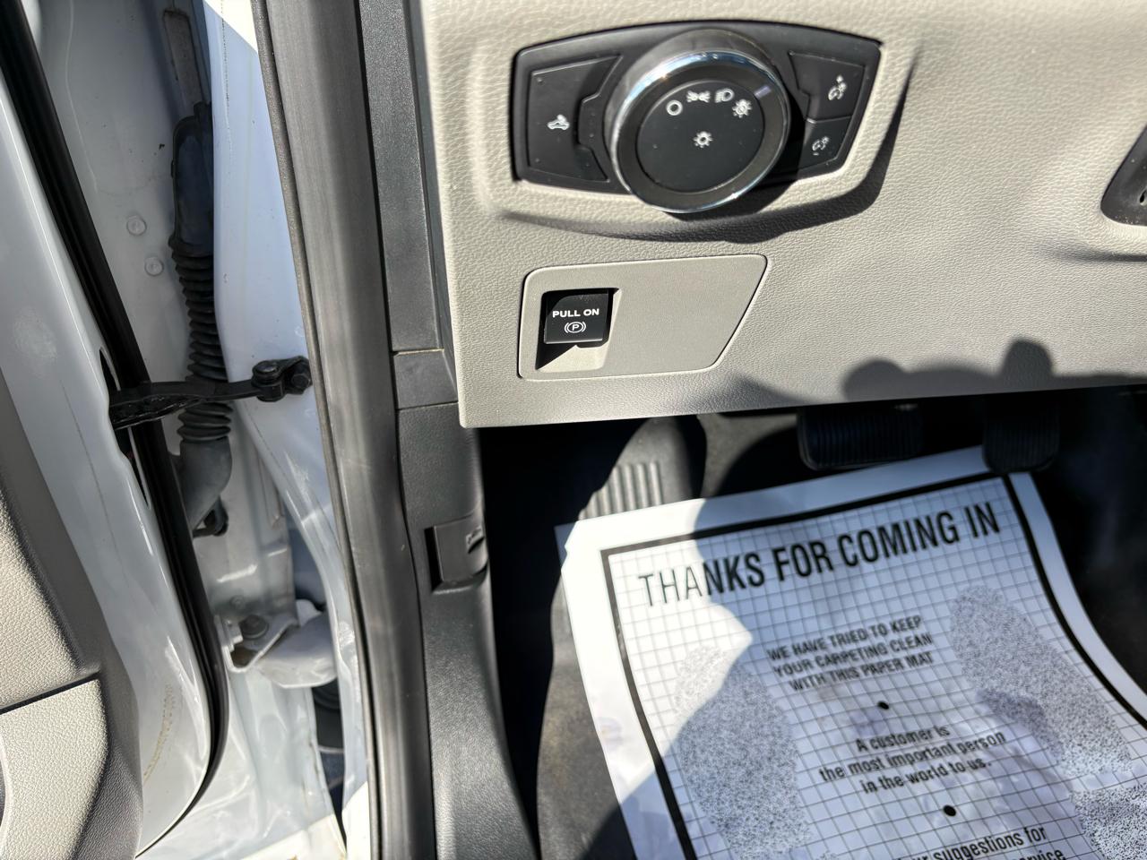 Ford F-150 4WD Reg Cab 126" XL 2019