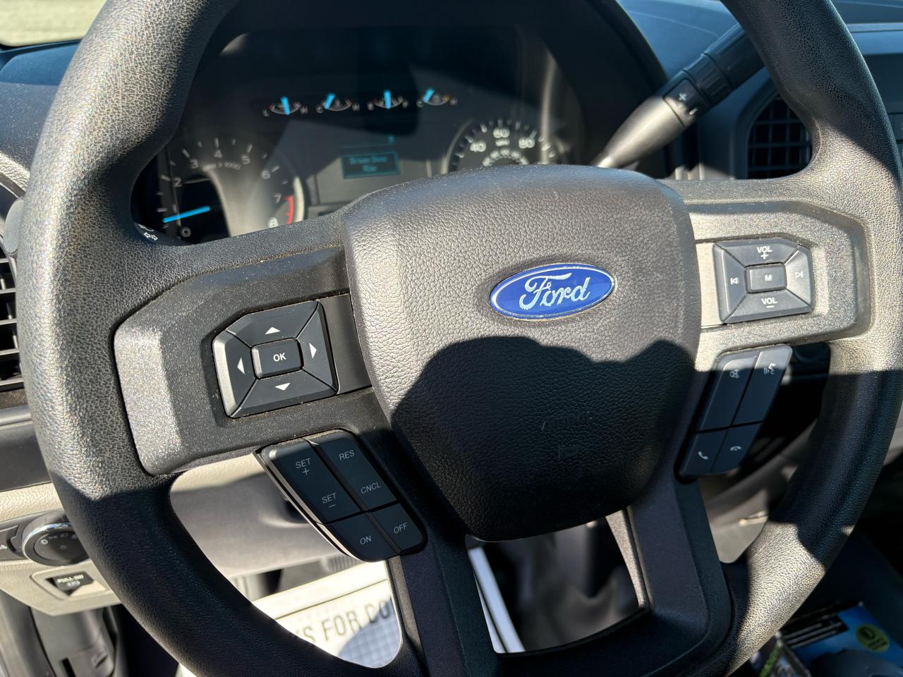 Ford F-150 4WD Reg Cab 126" XL 2019