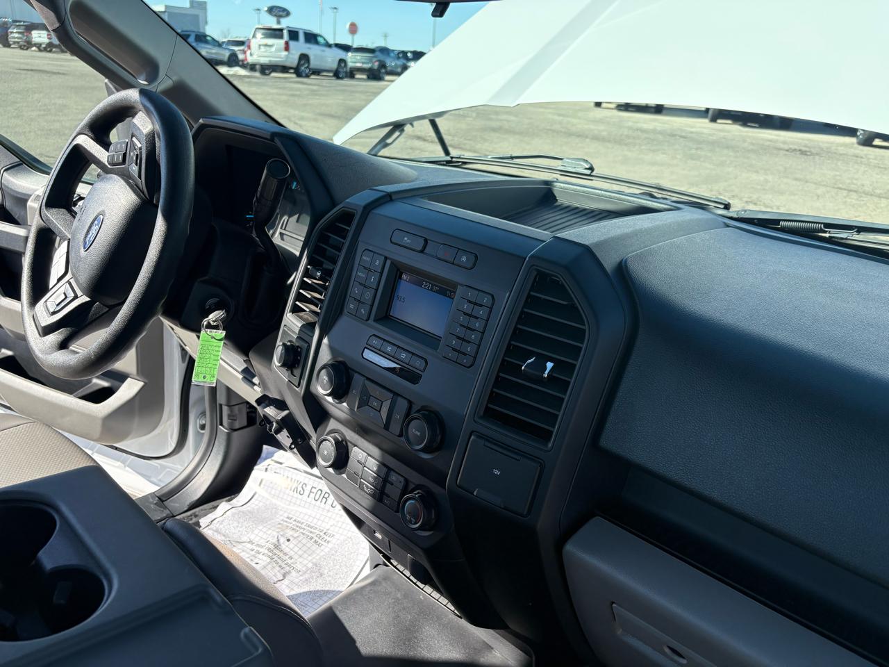 Ford F-150 4WD Reg Cab 126" XL 2019