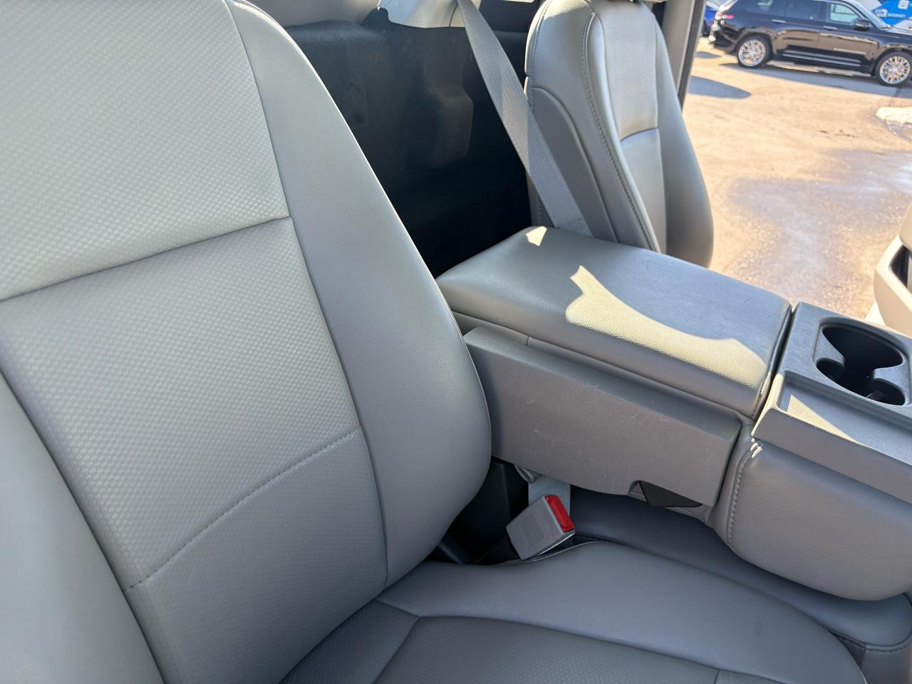 Ford F-150 4WD Reg Cab 126" XL 2019