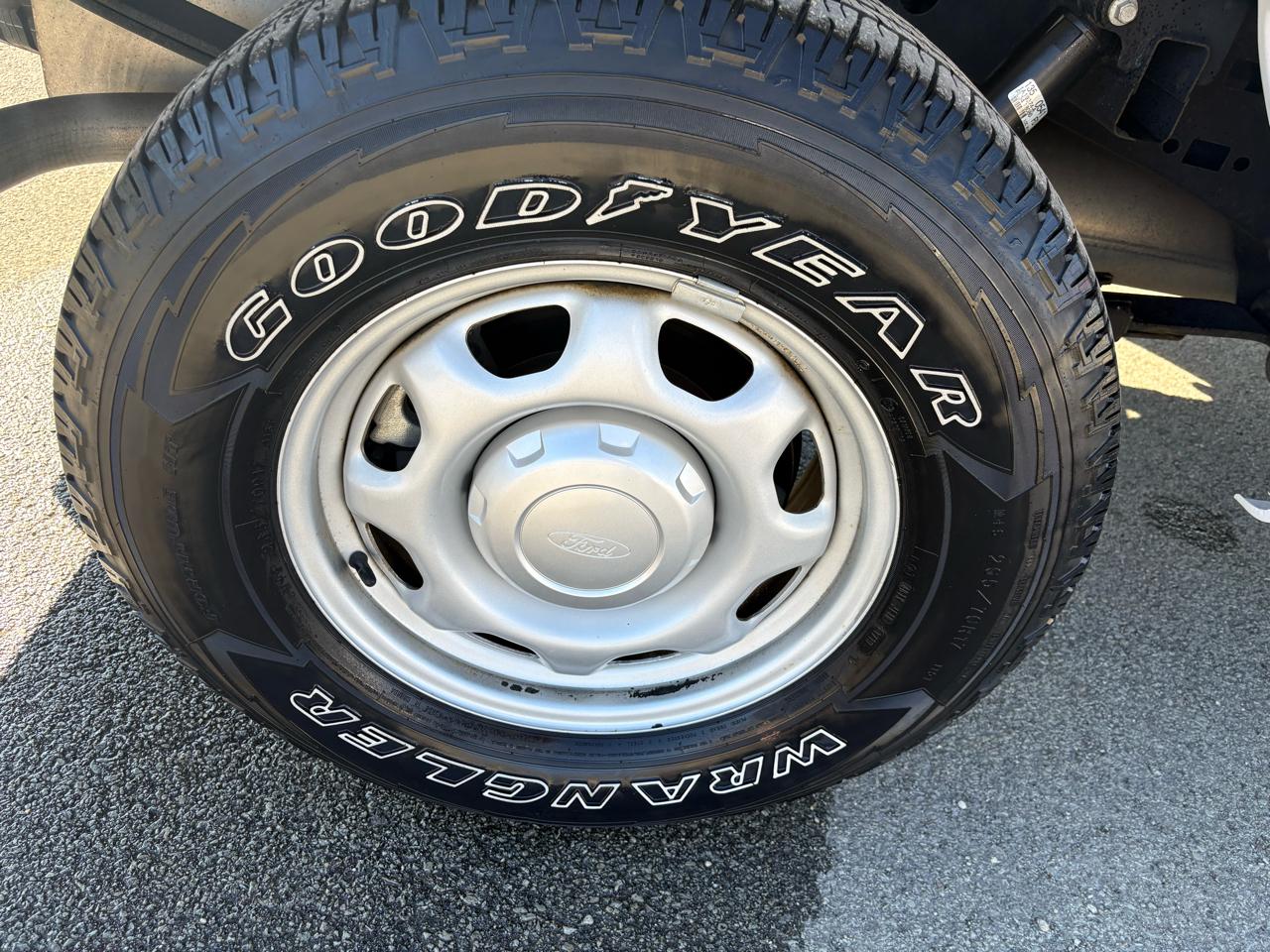 Ford F-150 4WD Reg Cab 126" XL 2019