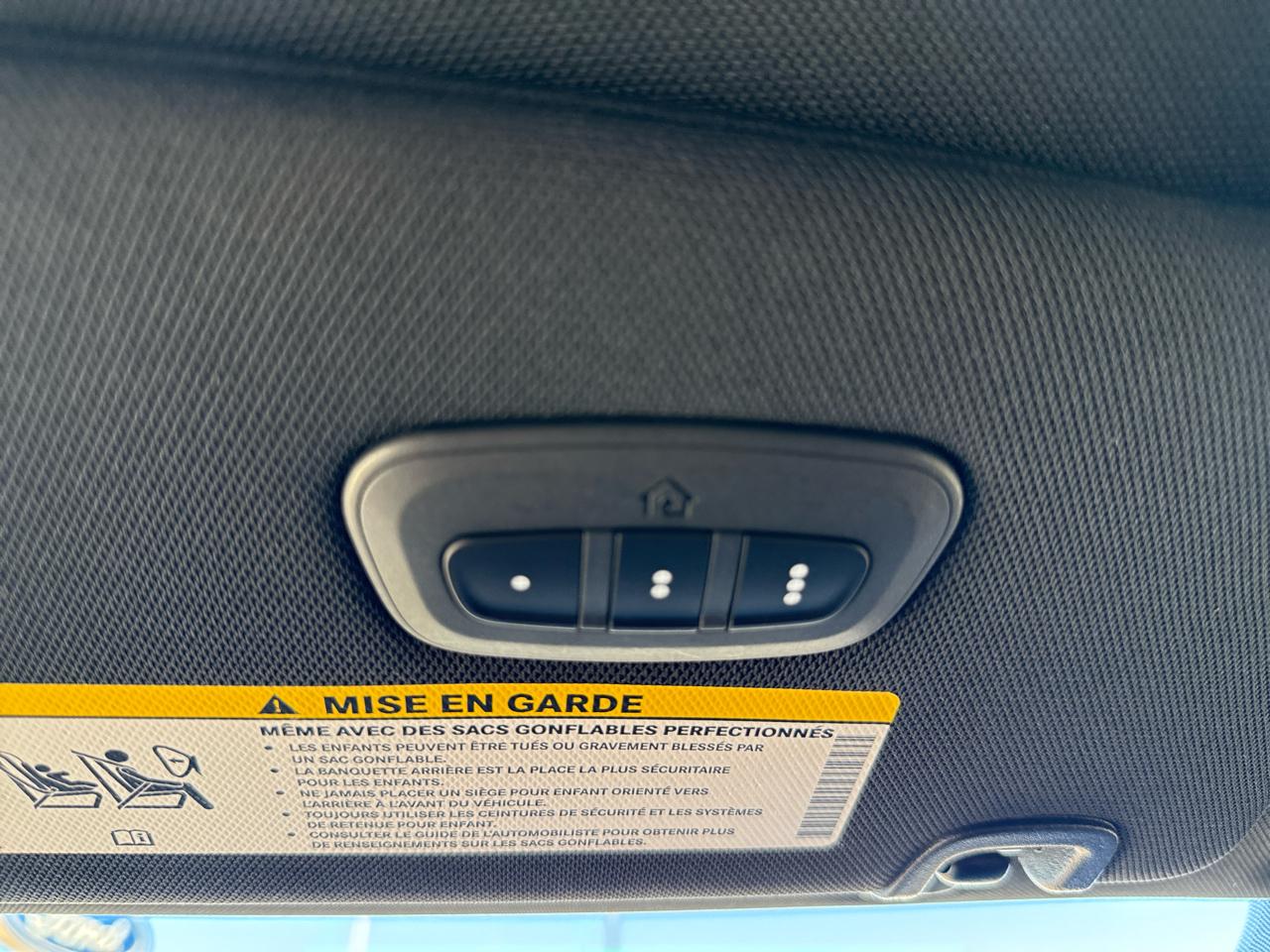 Chrysler Pacifica Select FWD 2026