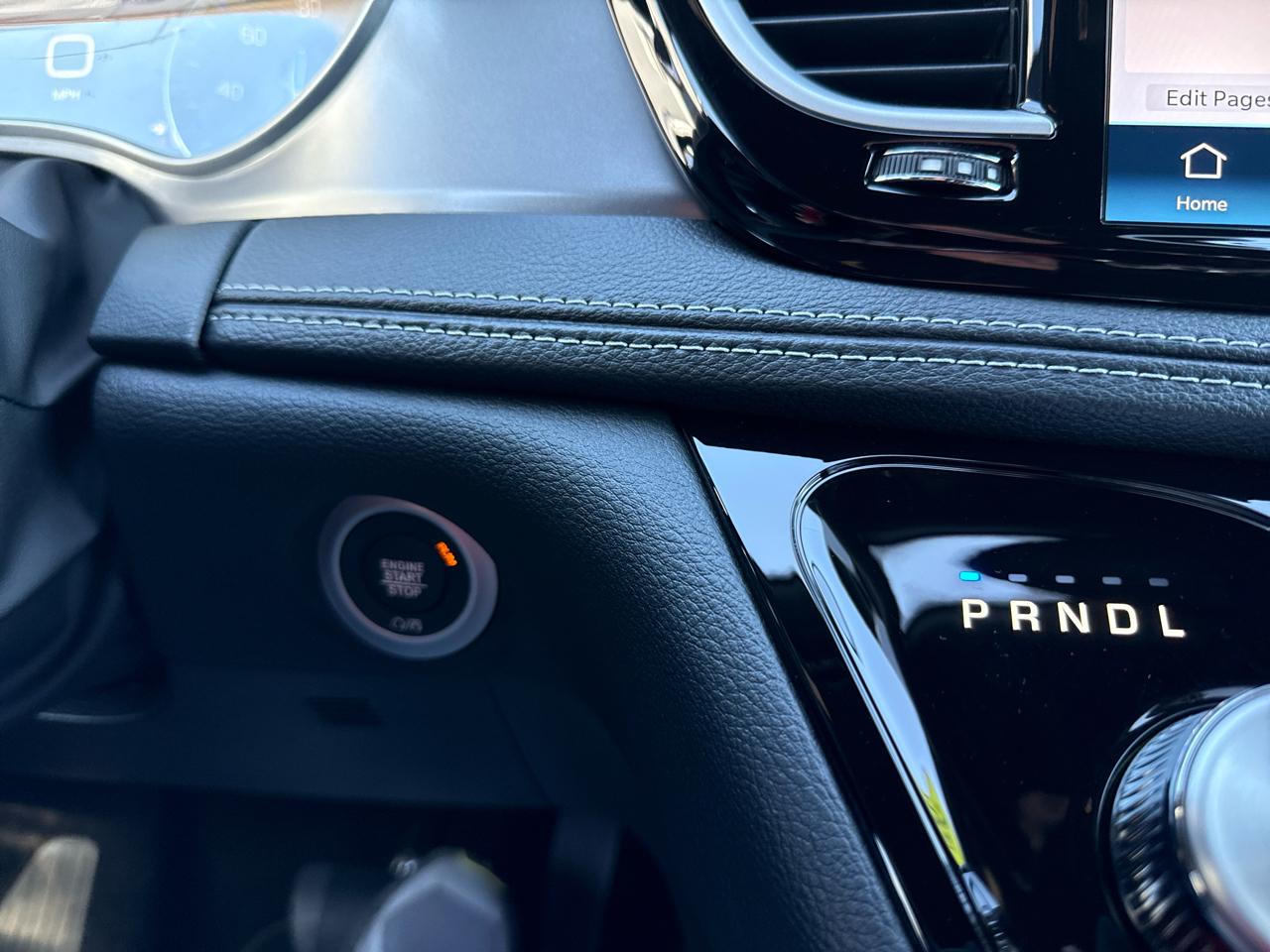 Chrysler Pacifica Select FWD 2026