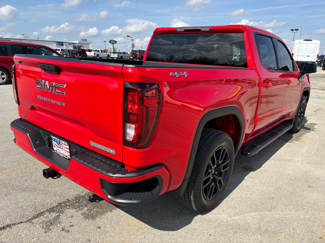 GMC Sierra 1500 4WD Crew Cab 147" Elevation w/3VL 2023