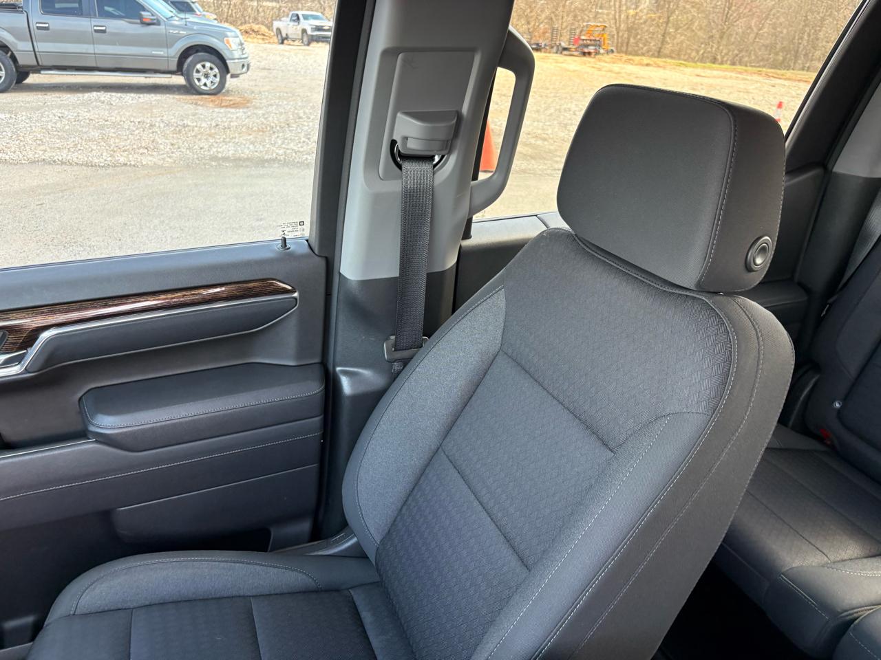 GMC Sierra 1500 4WD Crew Cab 147" Elevation w/3VL 2023