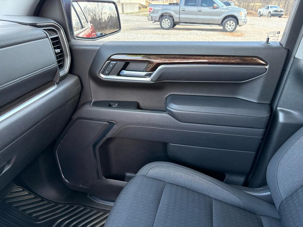 GMC Sierra 1500 4WD Crew Cab 147" Elevation w/3VL 2023