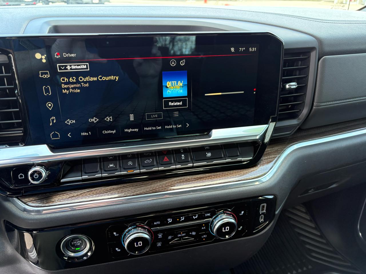 GMC Sierra 1500 4WD Crew Cab 147" Elevation w/3VL 2023