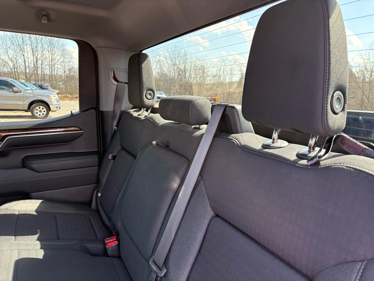 GMC Sierra 1500 4WD Crew Cab 147" Elevation w/3VL 2023