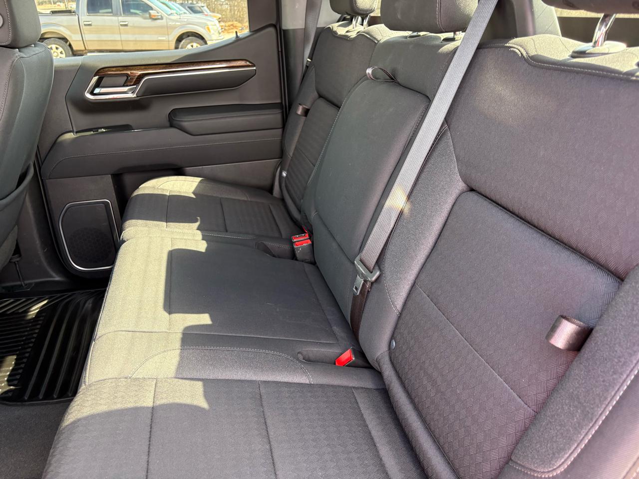 GMC Sierra 1500 4WD Crew Cab 147" Elevation w/3VL 2023