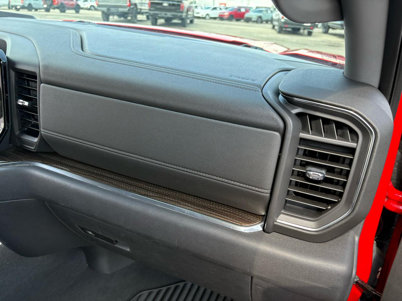 GMC Sierra 1500 4WD Crew Cab 147" Elevation w/3VL 2023