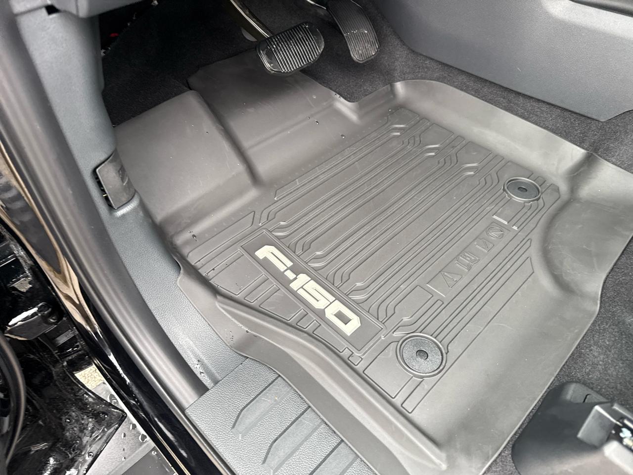 Ford F-150 Lariat 4WD SuperCrew 5.5' Box 2026