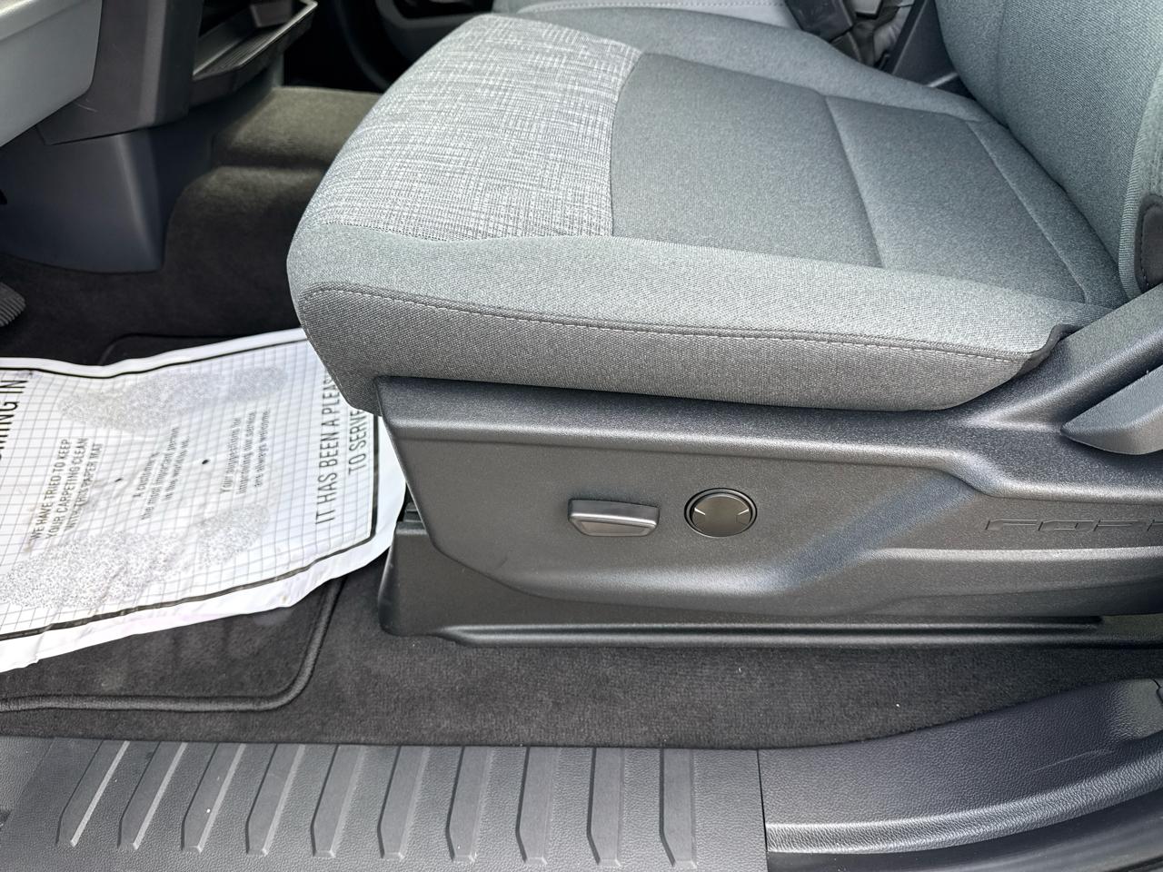 Ford Super Duty F-250 SRW XLT 4WD Crew Cab 8' Box 2026