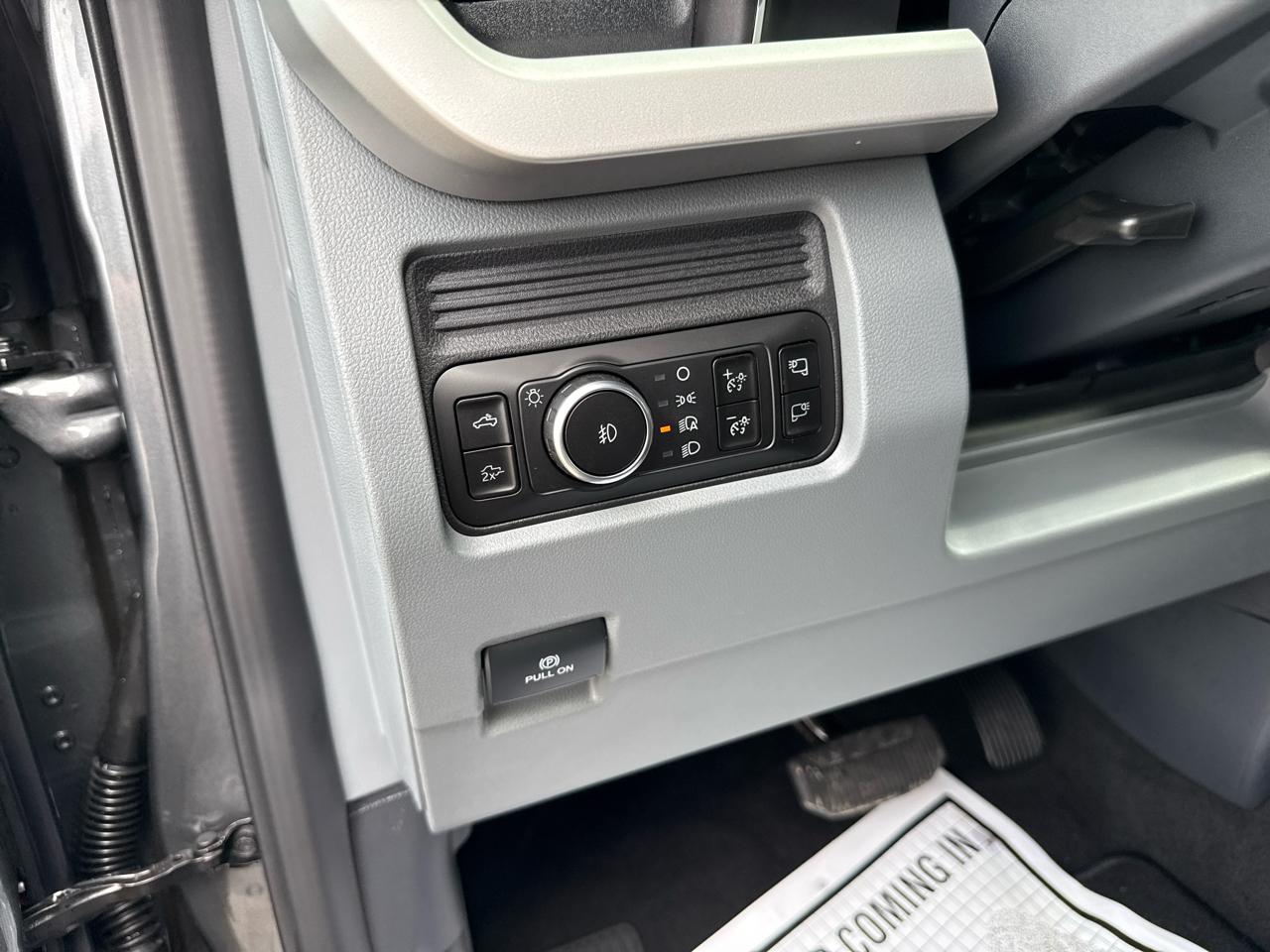 Ford Super Duty F-250 SRW XLT 4WD Crew Cab 8' Box 2026