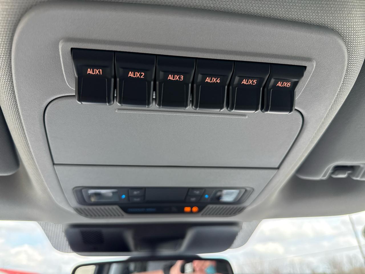 Ford Super Duty F-250 SRW XLT 4WD Crew Cab 8' Box 2026