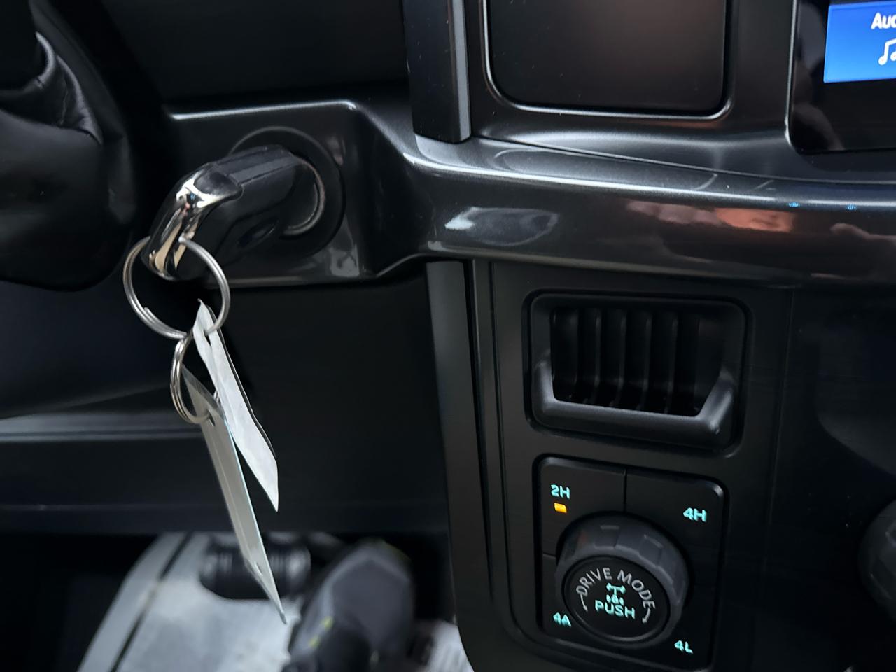 Ford F-150 STX 4WD SuperCrew 5.5' Box 2026