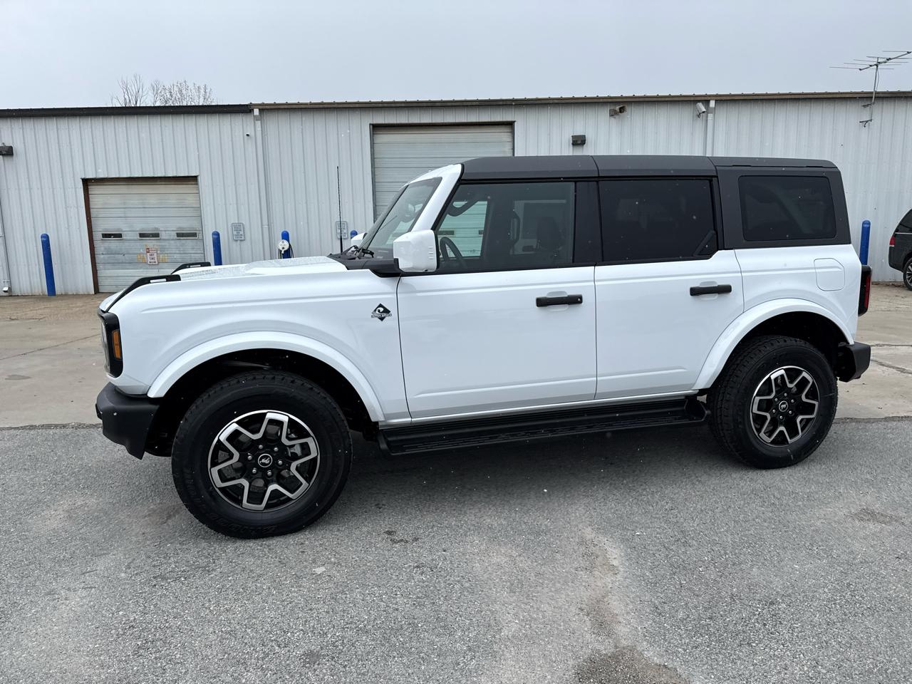 Ford Bronco Outer Banks 4 Door 4x4 2026