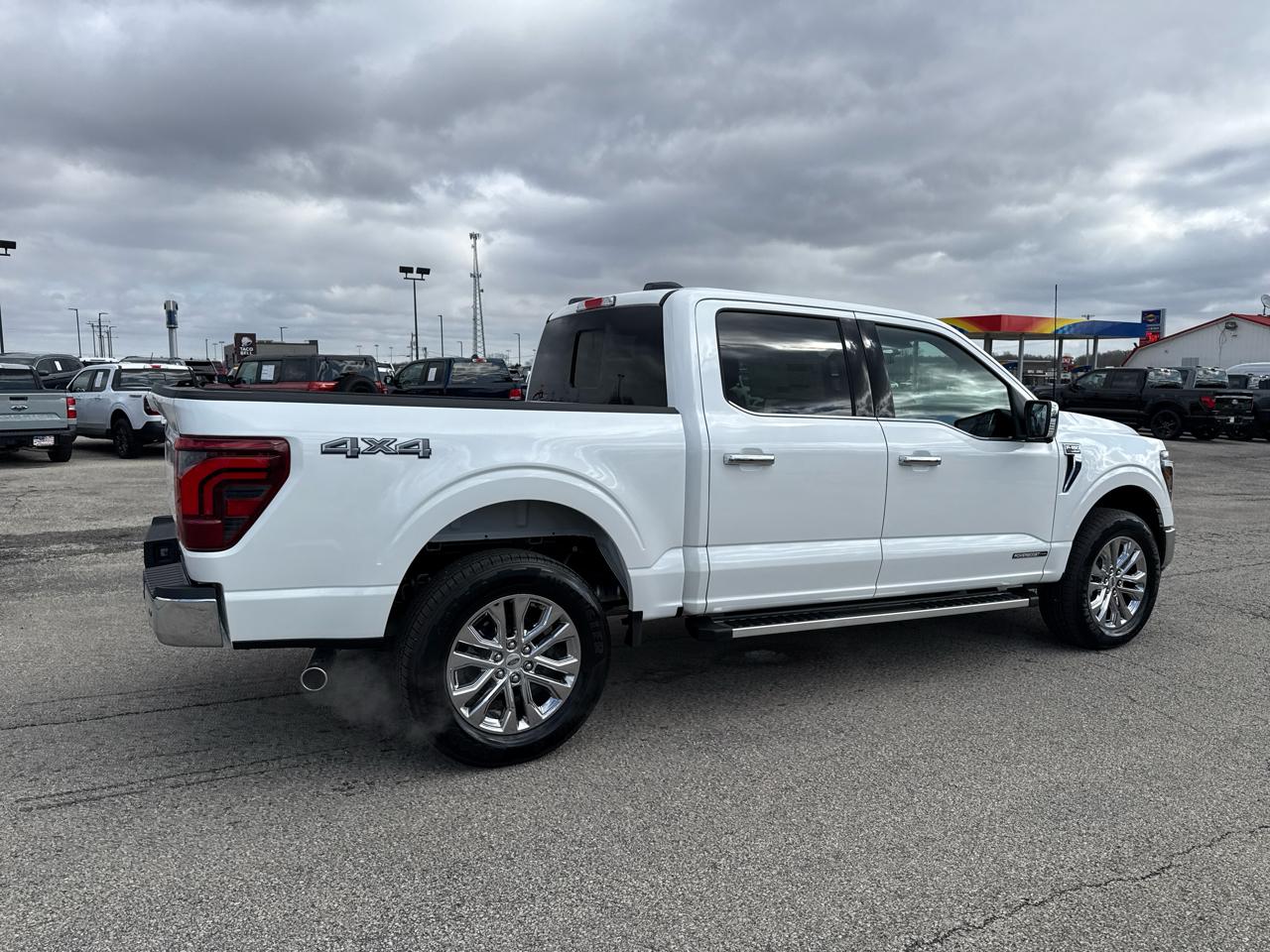 Ford F-150 Lariat 4WD SuperCrew 5.5' Box 2026