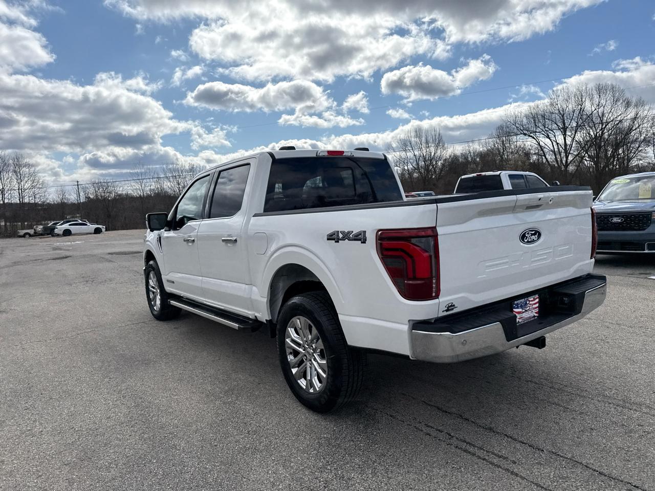 Ford F-150 Lariat 4WD SuperCrew 5.5' Box 2026