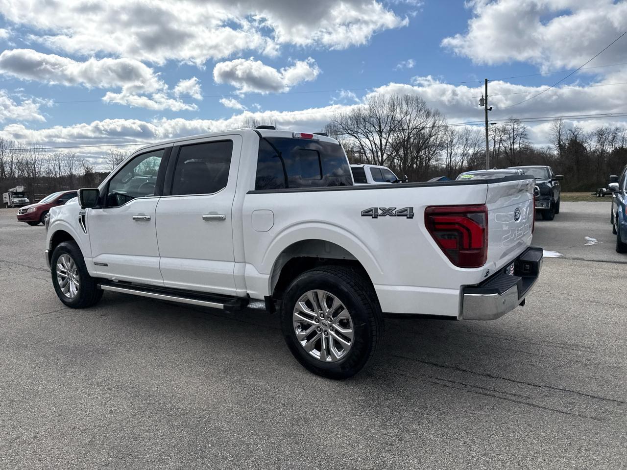 Ford F-150 Lariat 4WD SuperCrew 5.5' Box 2026