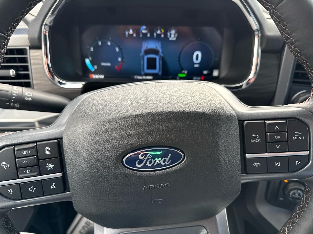 Ford F-150 Lariat 4WD SuperCrew 5.5' Box 2026