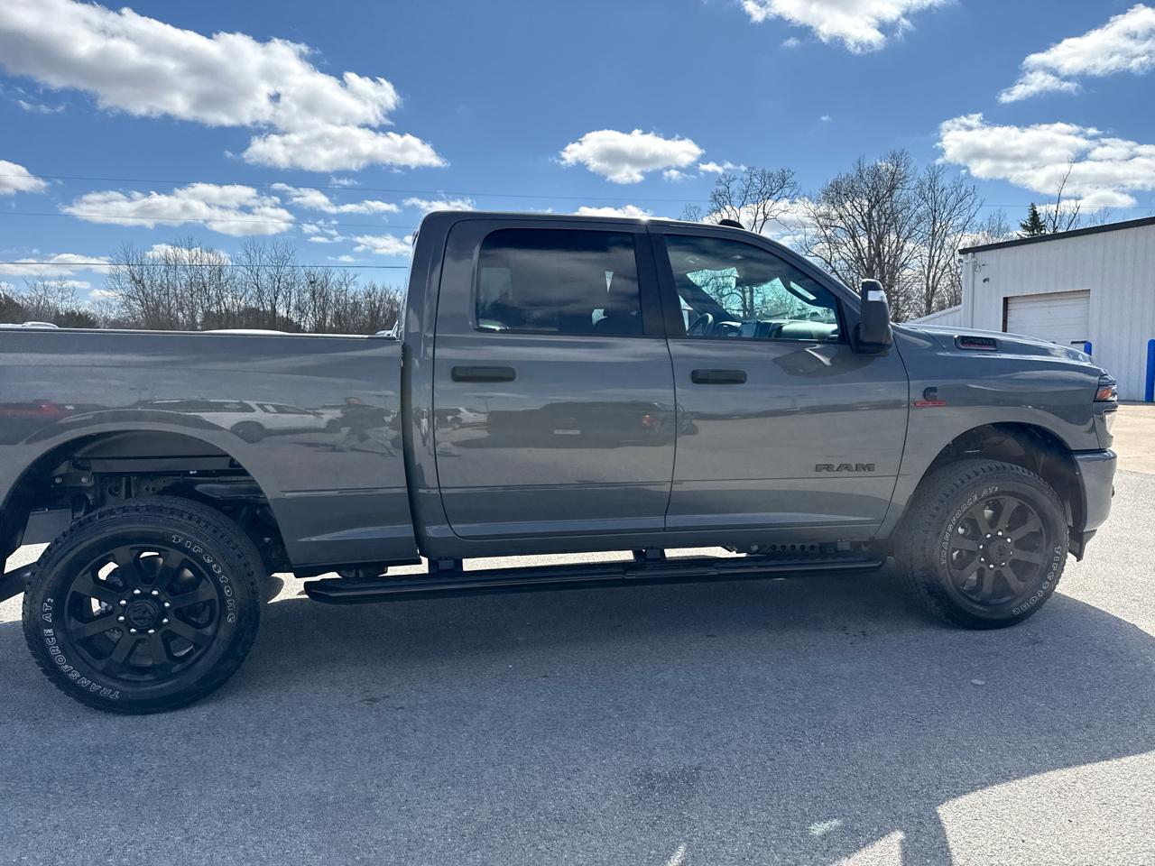 RAM 2500 Big Horn 4x4 Crew Cab 6'4" Box 2026