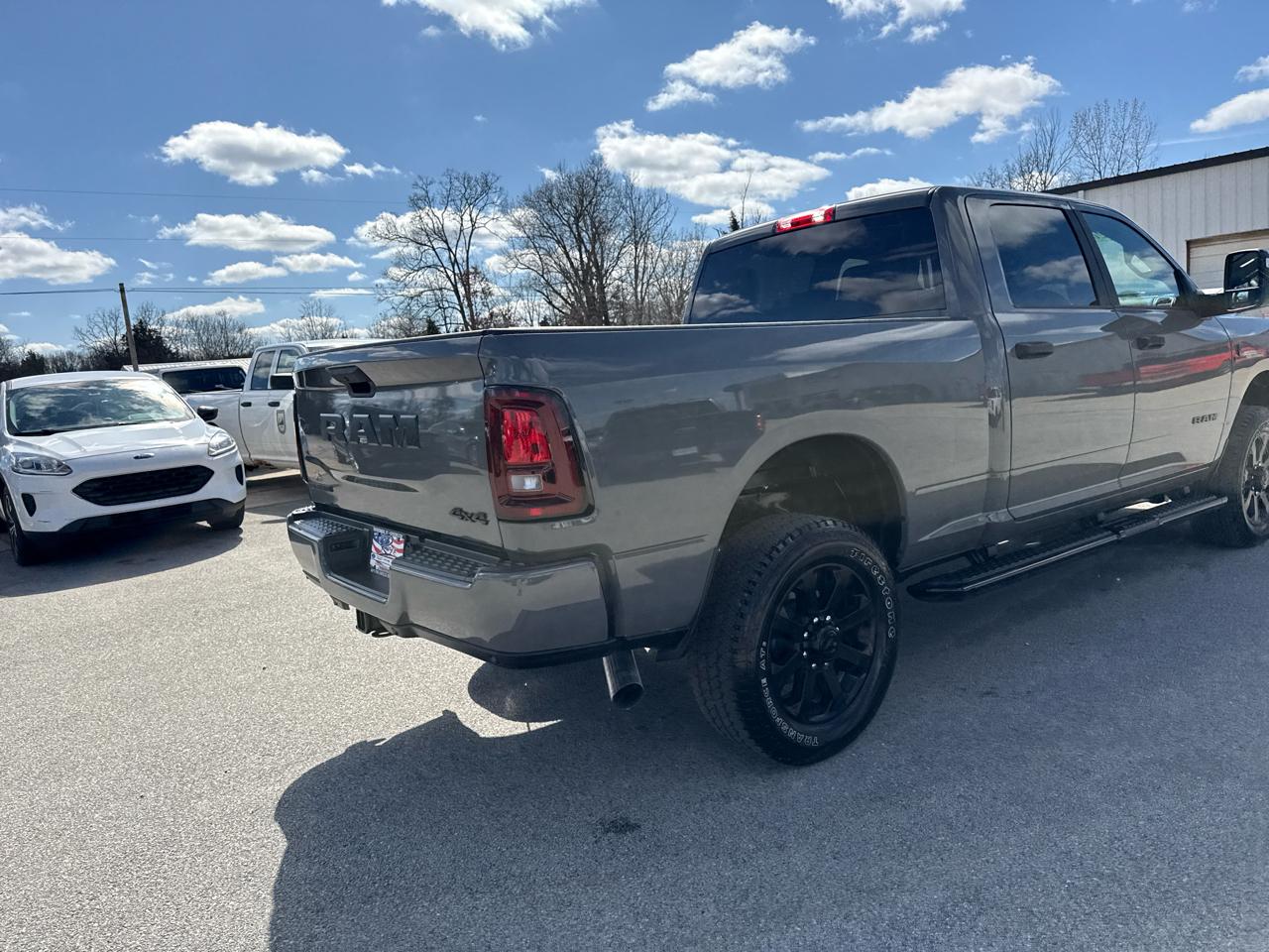 RAM 2500 Big Horn 4x4 Crew Cab 6'4" Box 2026