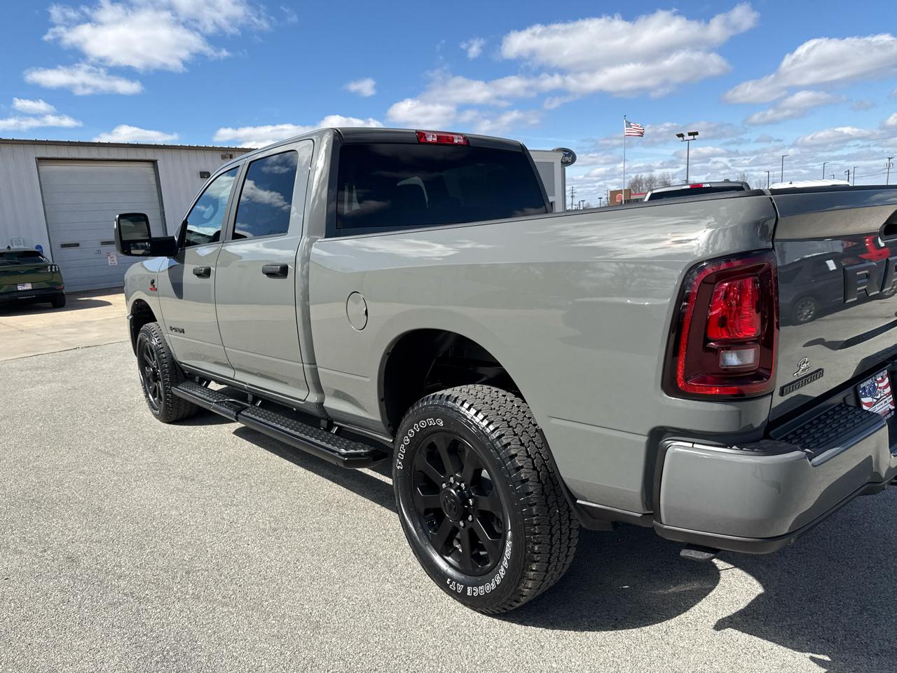 RAM 2500 Big Horn 4x4 Crew Cab 6'4" Box 2026