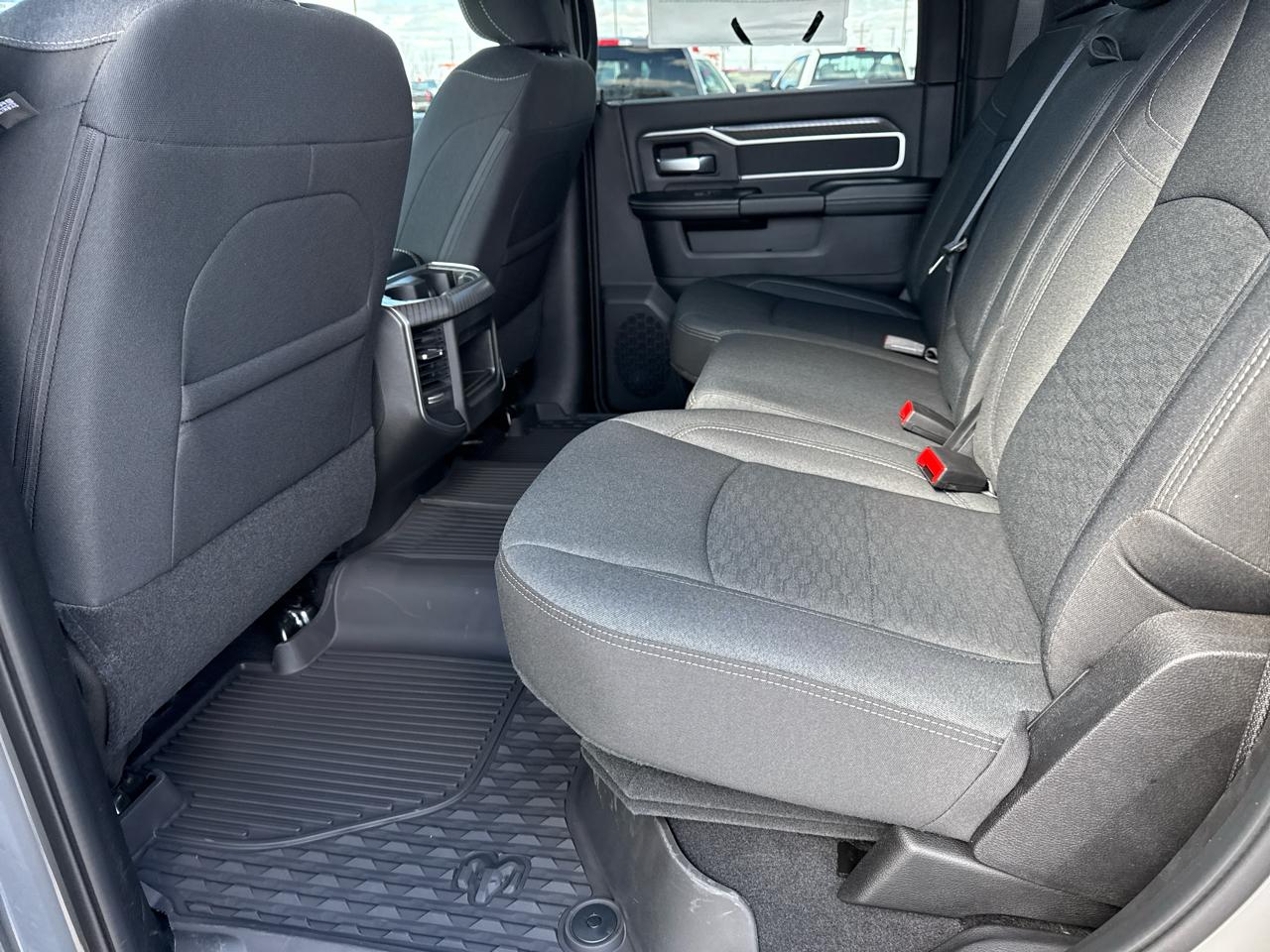 RAM 2500 Big Horn 4x4 Crew Cab 6'4" Box 2026