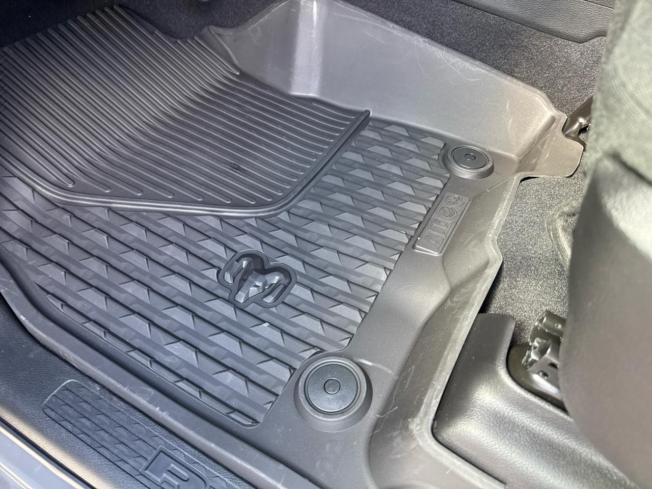 RAM 2500 Big Horn 4x4 Crew Cab 6'4" Box 2026