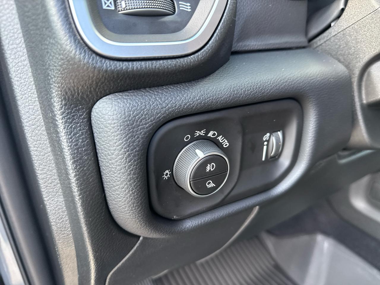 RAM 2500 Big Horn 4x4 Crew Cab 6'4" Box 2026